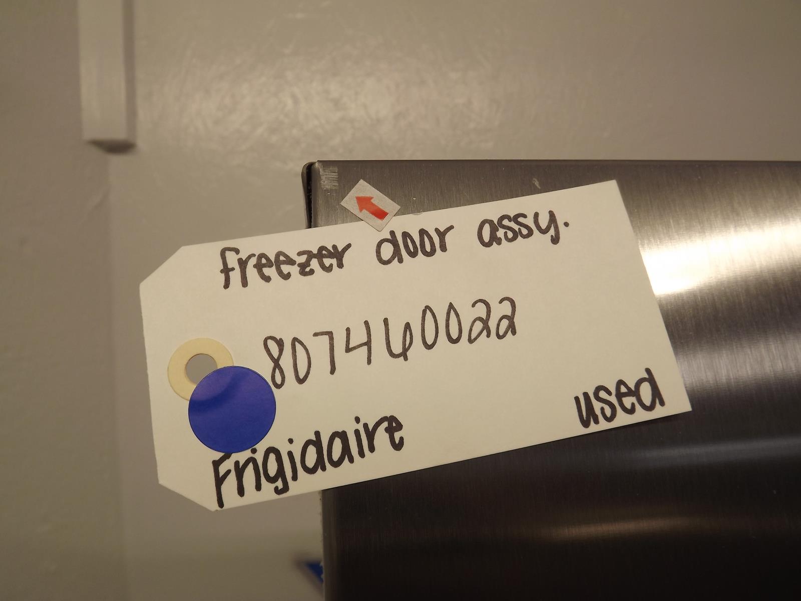 Frigidaire Refrigerator 807460022 Freezer Door Assembly Used Frigidaire Refrigerator 807460022 Freezer Door Assembly Used